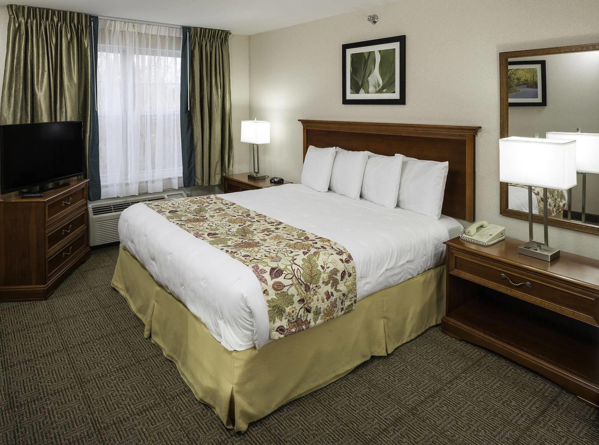 Smart Suites, Ascend Hotel Collection South Burlington Eksteriør billede